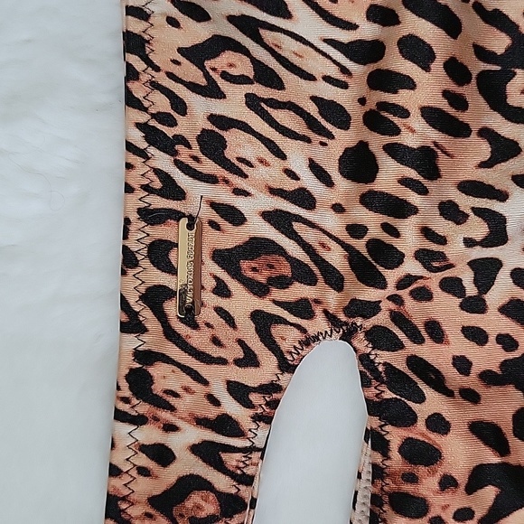 Cheetah print bottoms - Picture 5 of 6